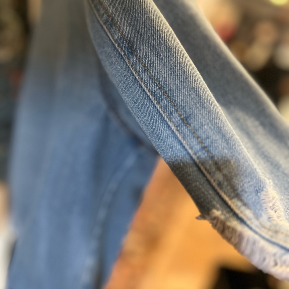 Jean jacket - Picture 5 of 6